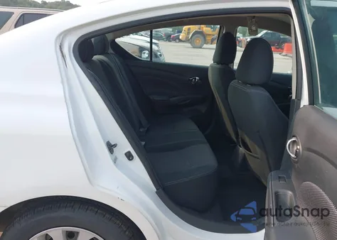 2017 Nissan Versa 1.6 Sv z USA, uszkodzony, nr VIN 3N1CN7AP3HL868627